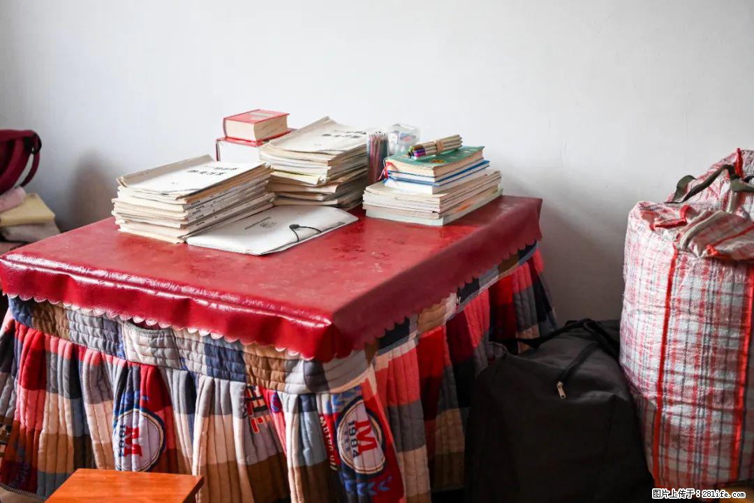 全网追的“扁担女孩”，找了一份暑假工，时薪12元 - 文山生活资讯 - 文山28生活网 ws.28life.com